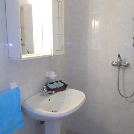 Апартаменти Bright Flat With A Wide Terrace-beahost *