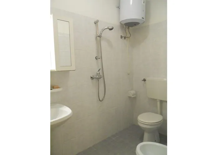 Bright Flat With A Wide Terrace-beahost Appartement Bibione