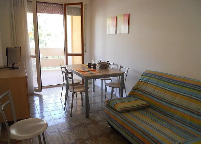 Bright Flat With A Wide Terrace-beahost *